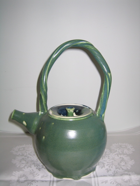 Green twisted teapot - 2