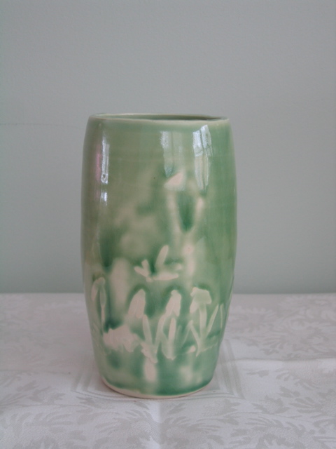 Raised flower & butterfly vase - 1